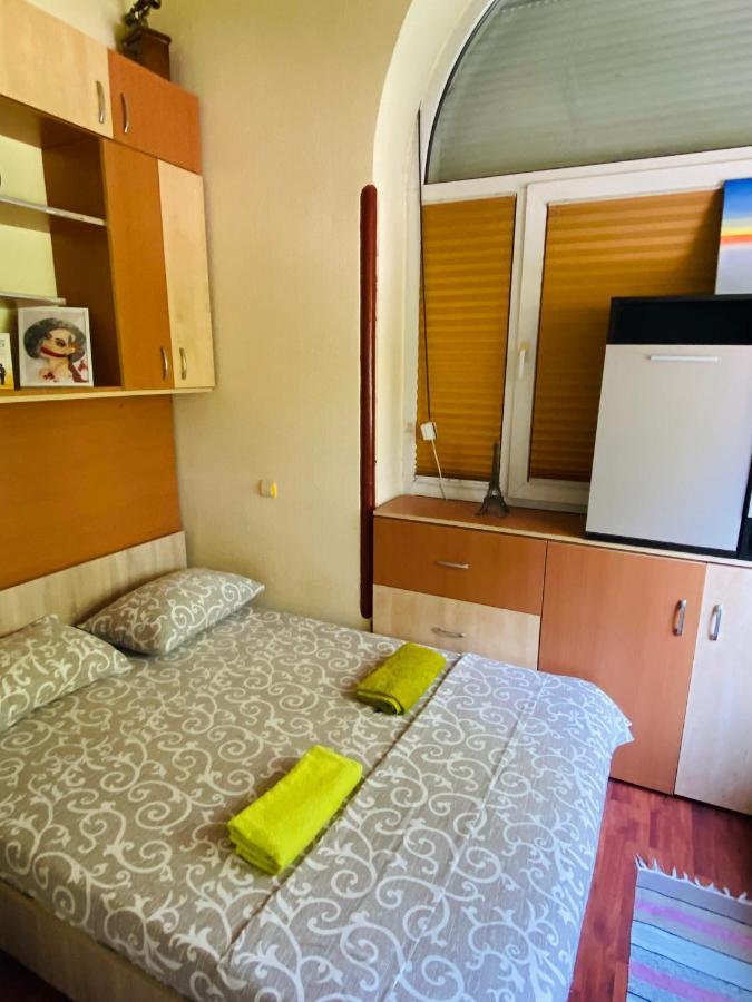 Central 2 Bedrooms Apartment Braşov Extérieur photo